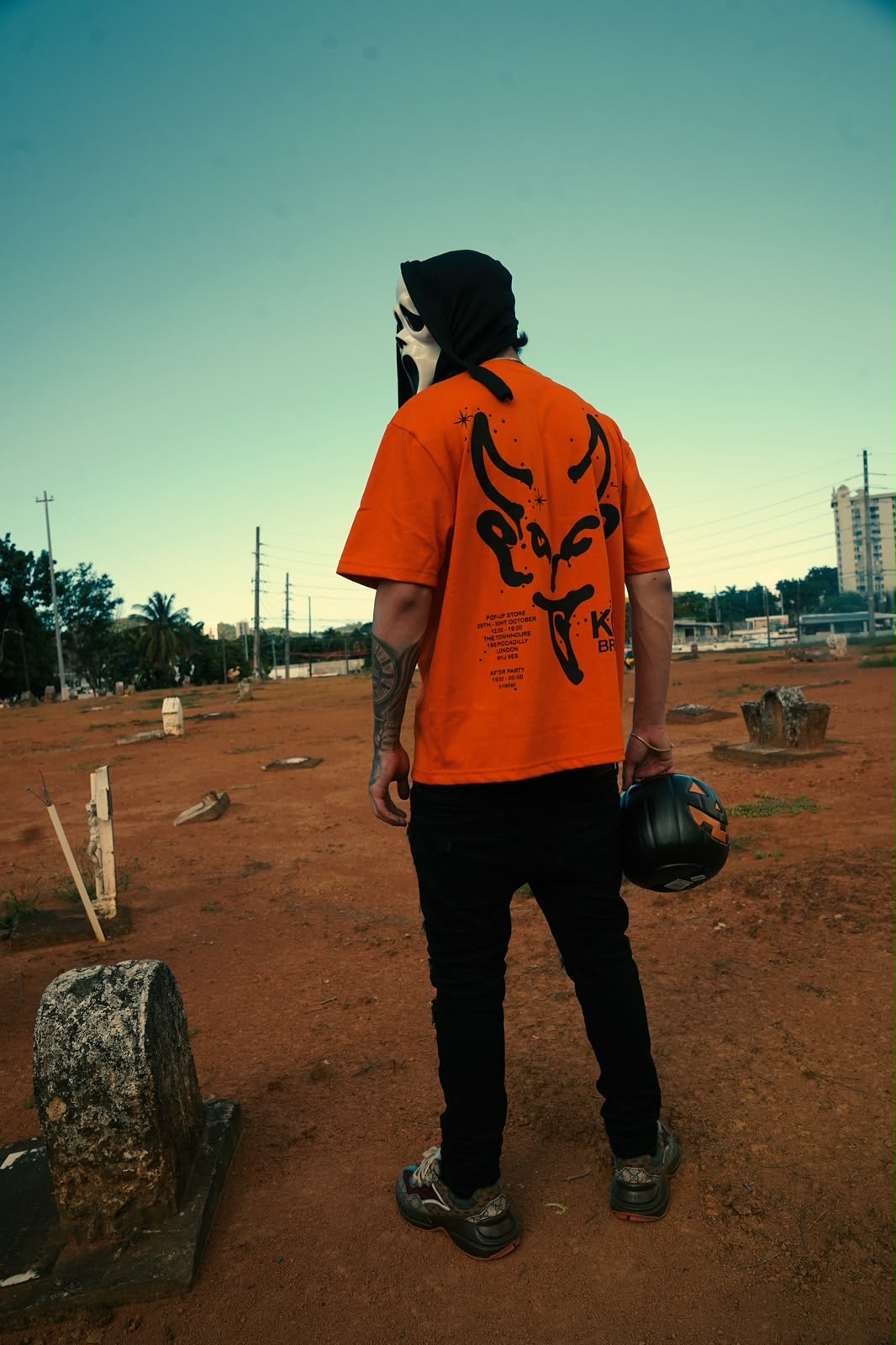 Demon tee orange