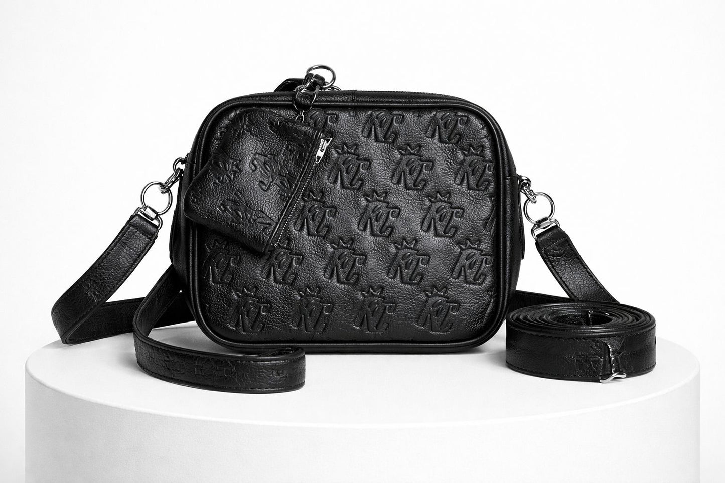 Cartera grande de cuero