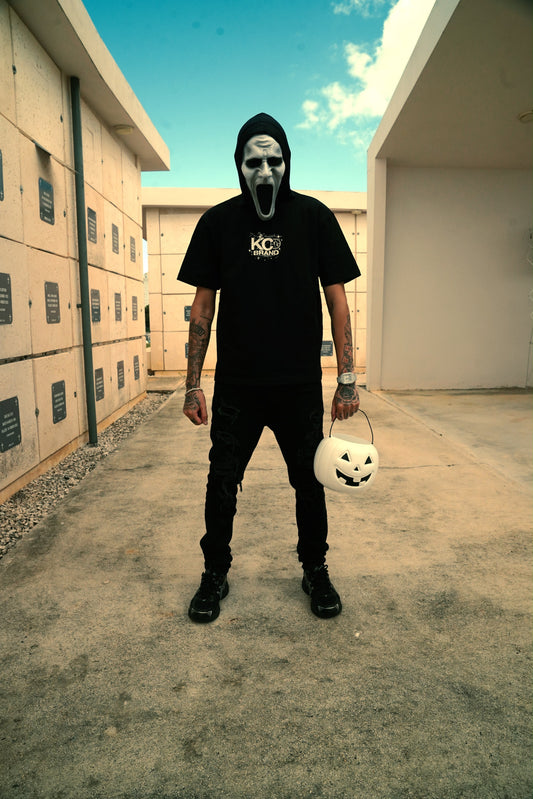 Demon tee black and white
