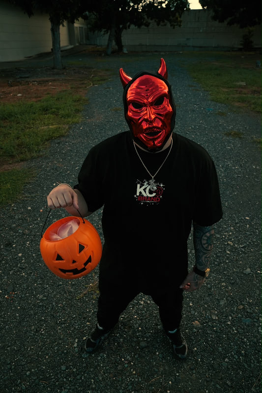 Demon tee black and red